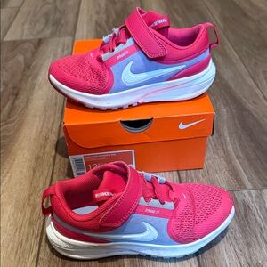 Nike Star Runner 5 Kids Sneakers in Pink and White